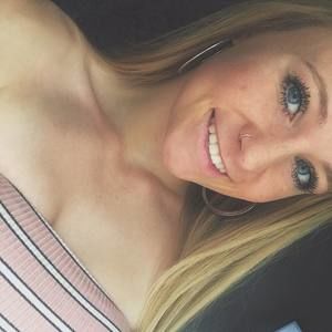 Meet your Posher, Hailey